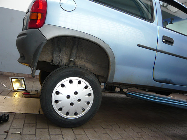 corsa_cross.jpg