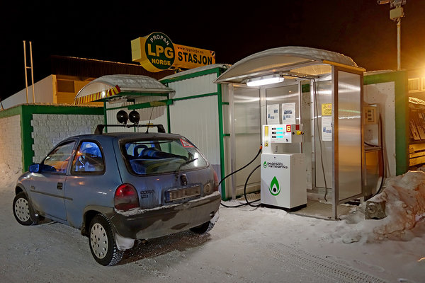 Die nördlichste LPG/Autogas-Tankstelle Norwegens in Alta. Auch bei -26°C klappt das betanken am Automat problemlos.