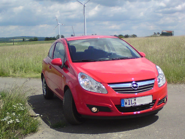 corsa_D_redflash2_1.jpg