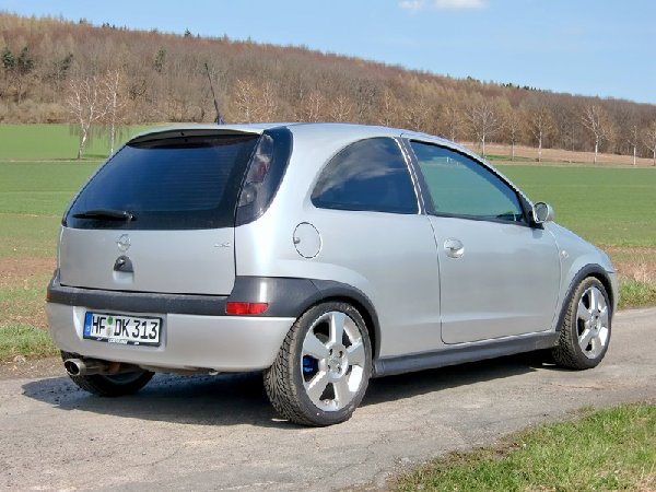 corsa 04.2010 mini3.JPG