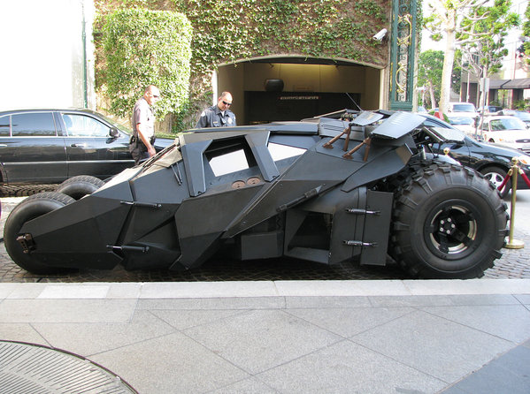 batmobile_tumbler_dark_knight.jpg