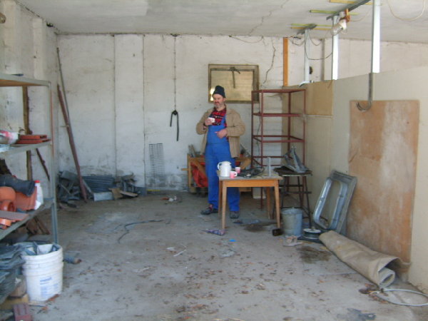 garage 003.JPG