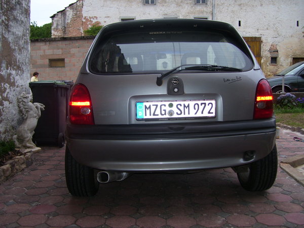 fahrwerk corsa 005.JPG