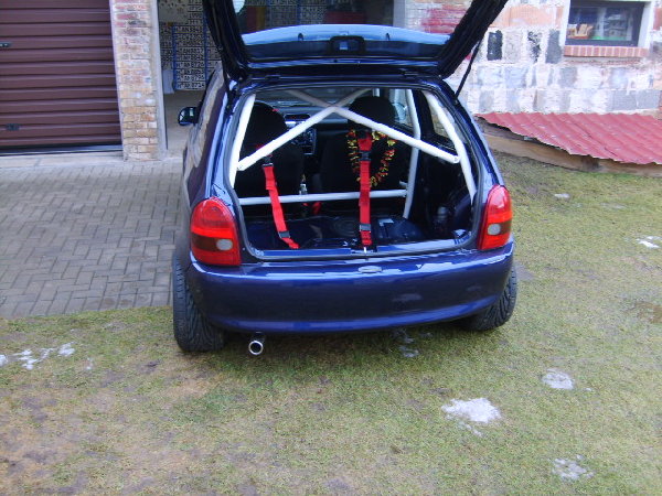 corsa b 025.JPG