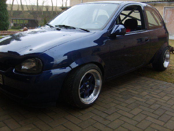 corsa b 012.JPG