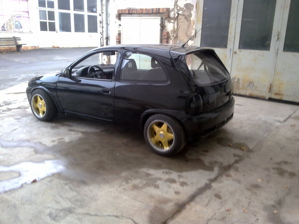 261120111689.jpg